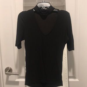 Black ribbed v neck tee